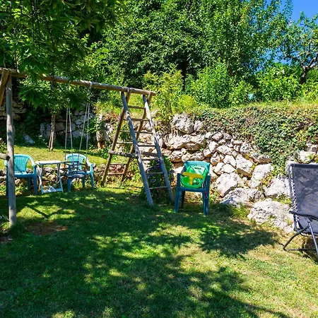 2 Bedroom Lovely In *